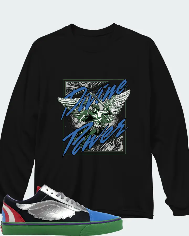 Long Sleeve T-Shirt in Black