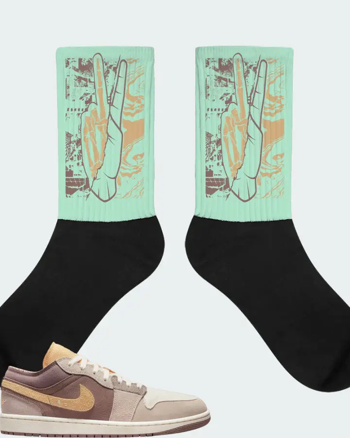 Jordan 1 Low SE Craft Sneaker Matching Mint Socks - Peace of mind