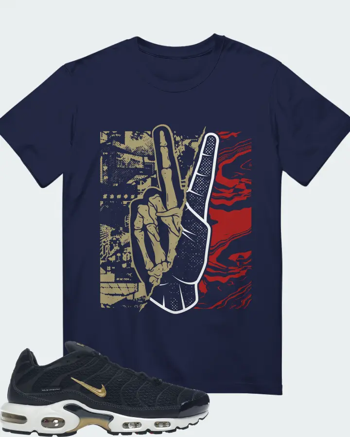 Nike Air Max Plus Sneaker Matching Navy Gildan T-Shirt - Peace of mind