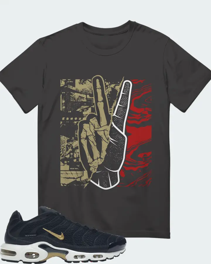 Nike Air Max Plus Sneaker Matching Dark Grey T-Shirt - Peace of mind