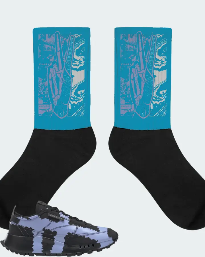 Reebok Classic Leather Legacy Sneaker Matching Aqua Socks - Peace of mind