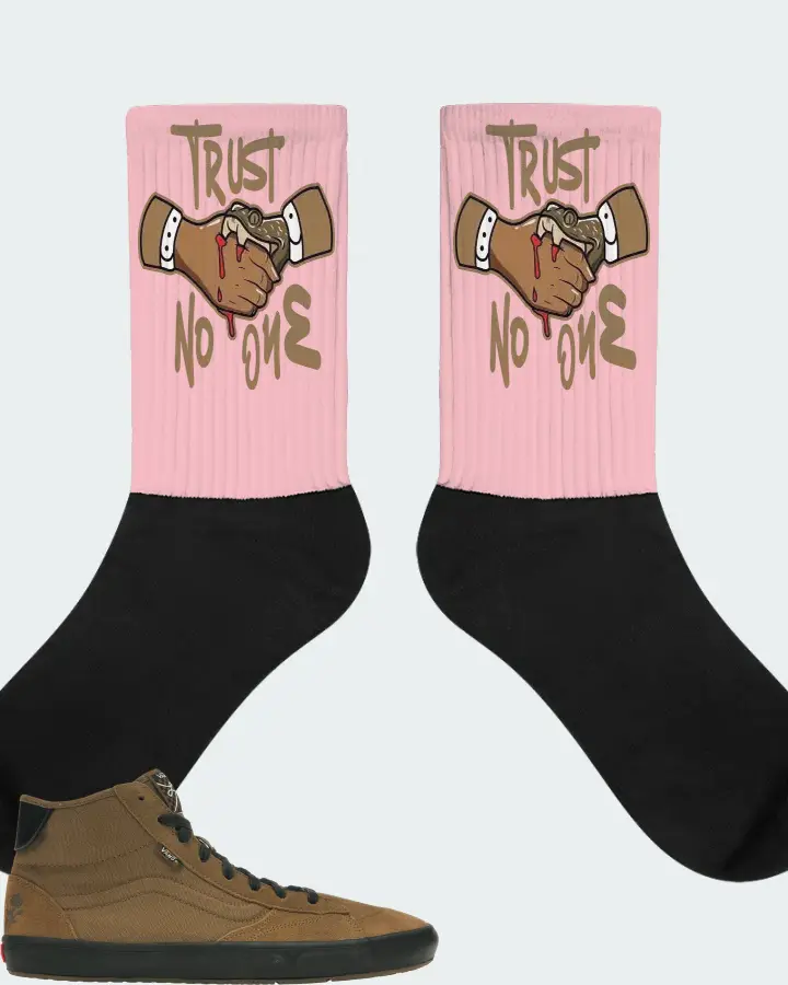 Vans The Lizzie Sneaker Matching Pink Socks - Trust No One