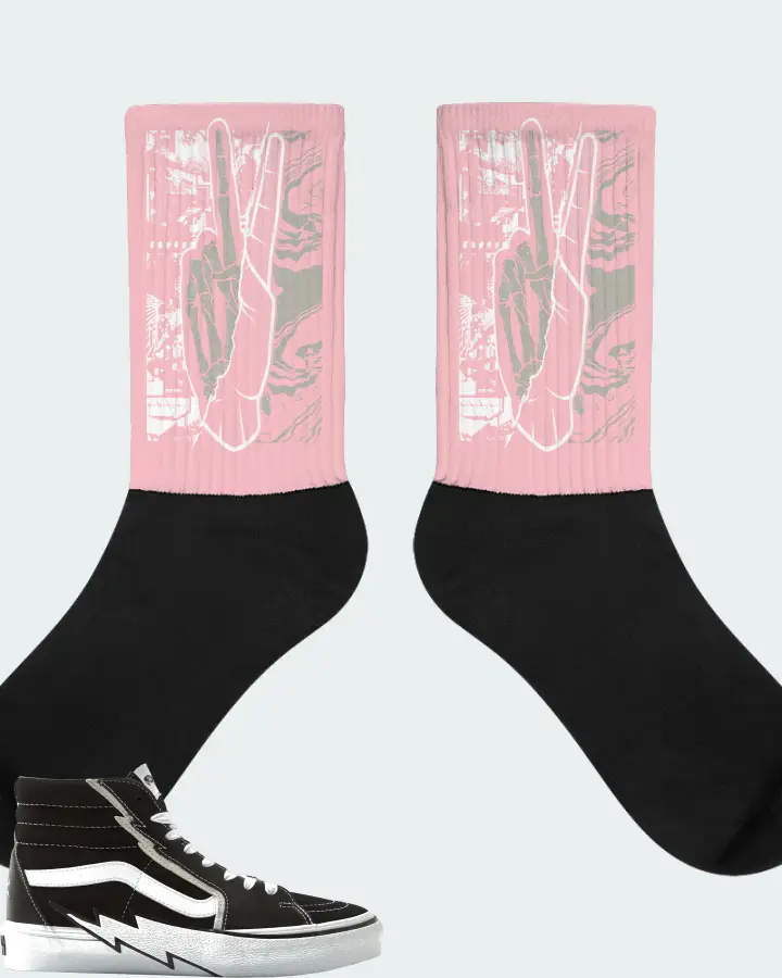 Vans Vault Sk8 Hi Bolt LX Sneaker Matching Pink Socks - Peace of mind