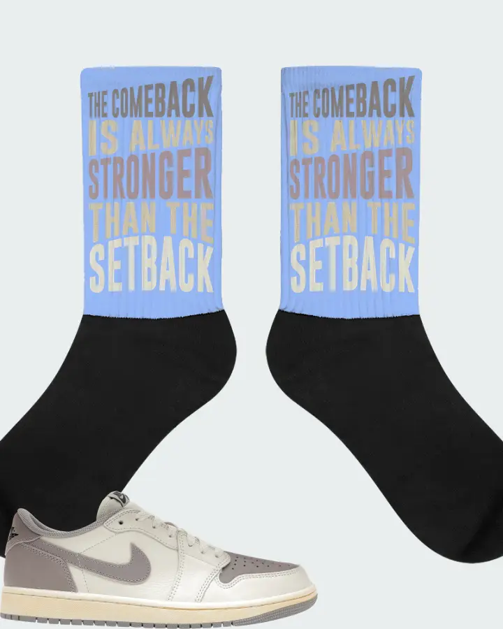 Jordan 1 Retro Low OG Sneaker Matching Carolina Blue Socks - The Comeback