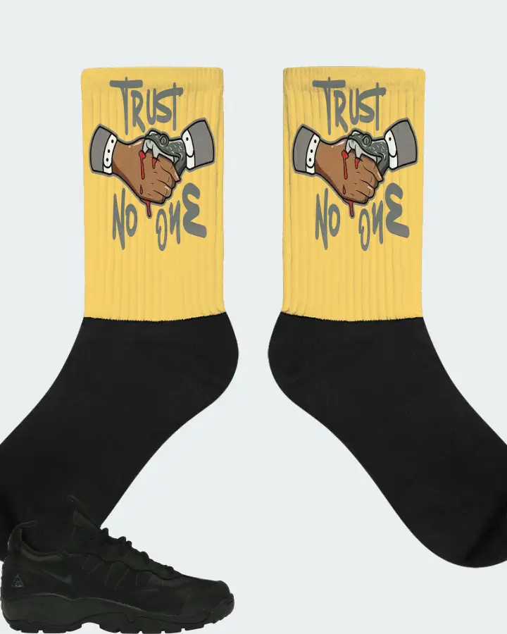 Nike ACG Air Mada Low Sneaker Matching Yellow Socks - Trust No One