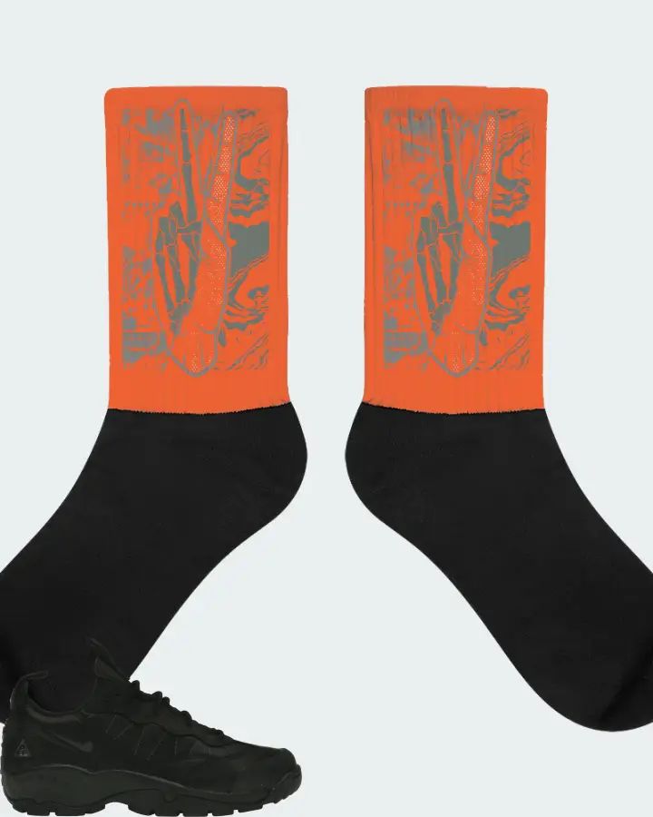 Nike ACG Air Mada Low Sneaker Matching Orange Socks - Peace of mind
