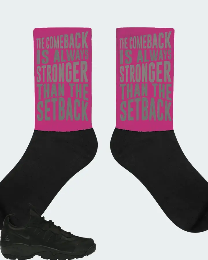 Nike ACG Air Mada Low Sneaker Matching Berry Socks - The Comeback