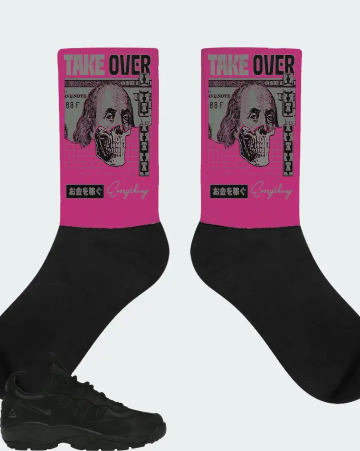 Nike ACG Air Mada Low Sneaker Matching Berry Socks - Take Over