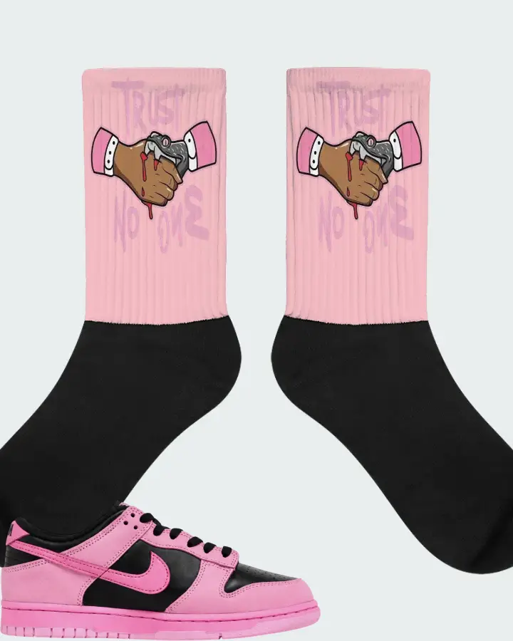 Nike Dunk Low SE Pink Rise Sneaker Matching Pink Socks - Trust No One