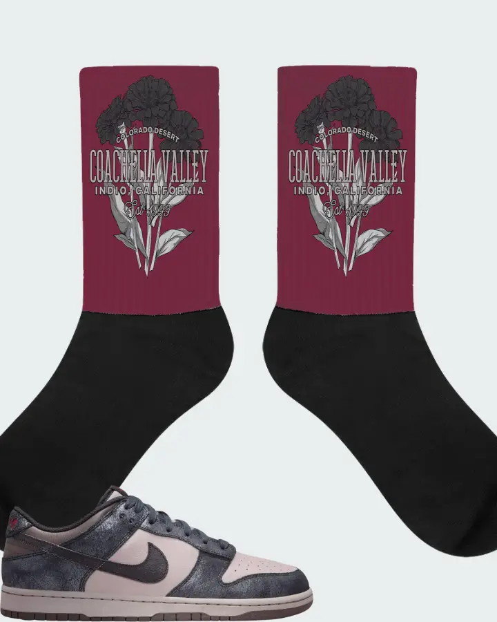 Nike Dunk Low NYC CBGB Matching Socks