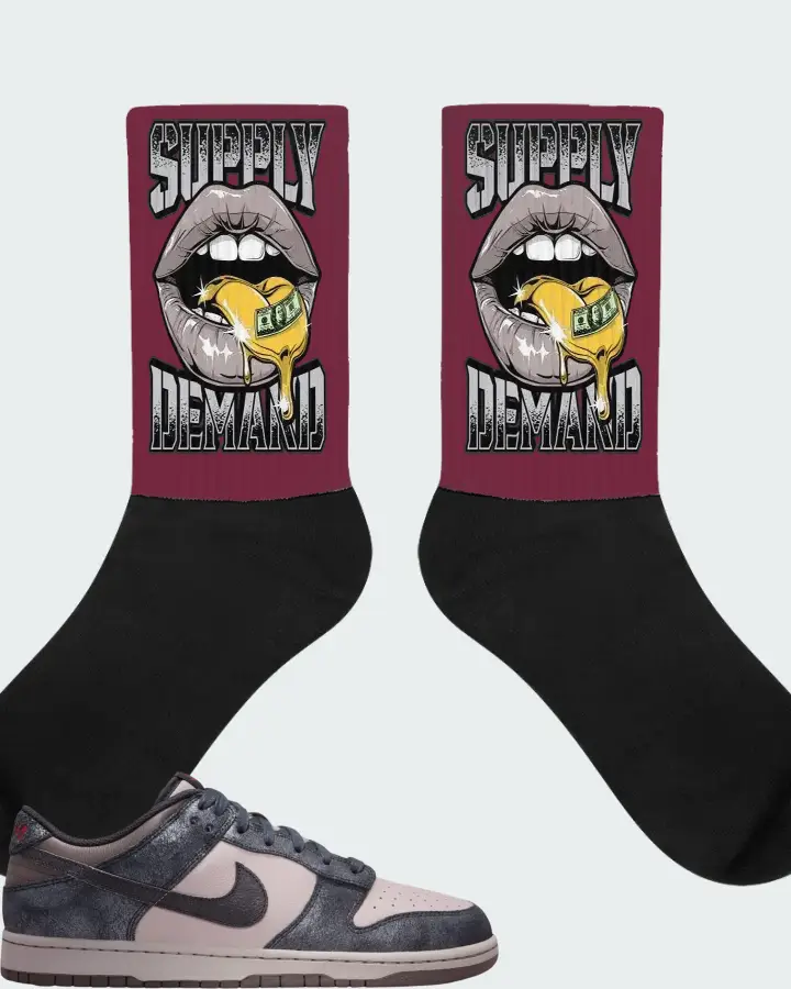 Nike Dunk Low NYC CBGB Matching Socks