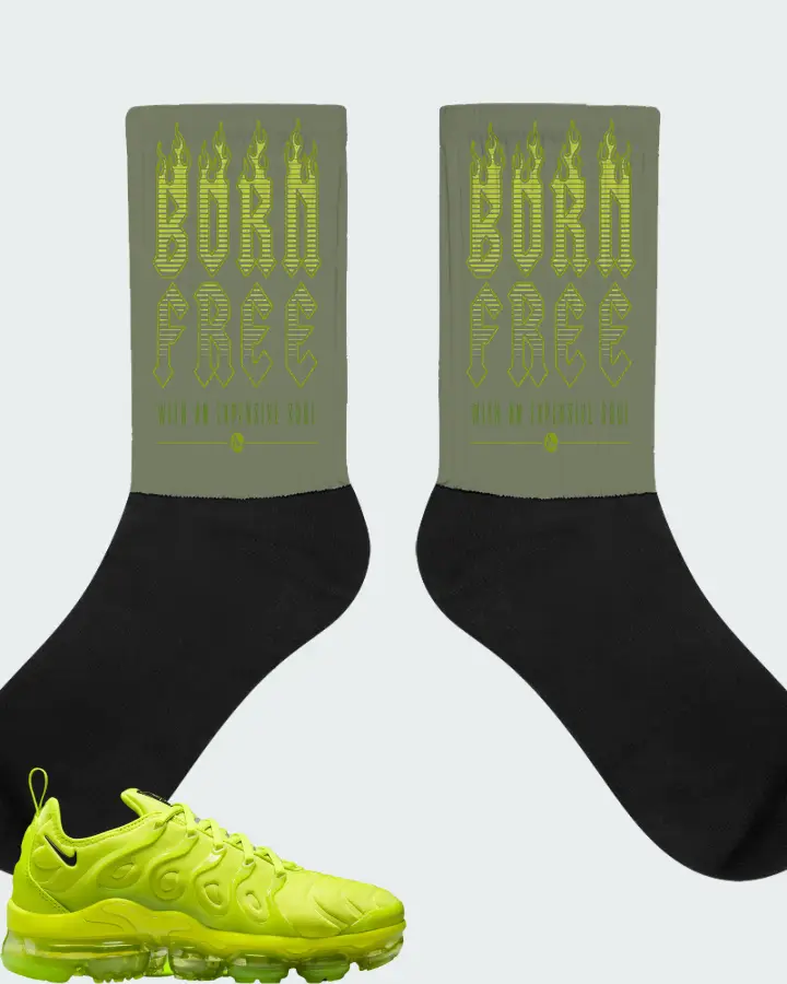 Nike Air VaporMax Plus Tennis Ball (Women's) Matching Socks