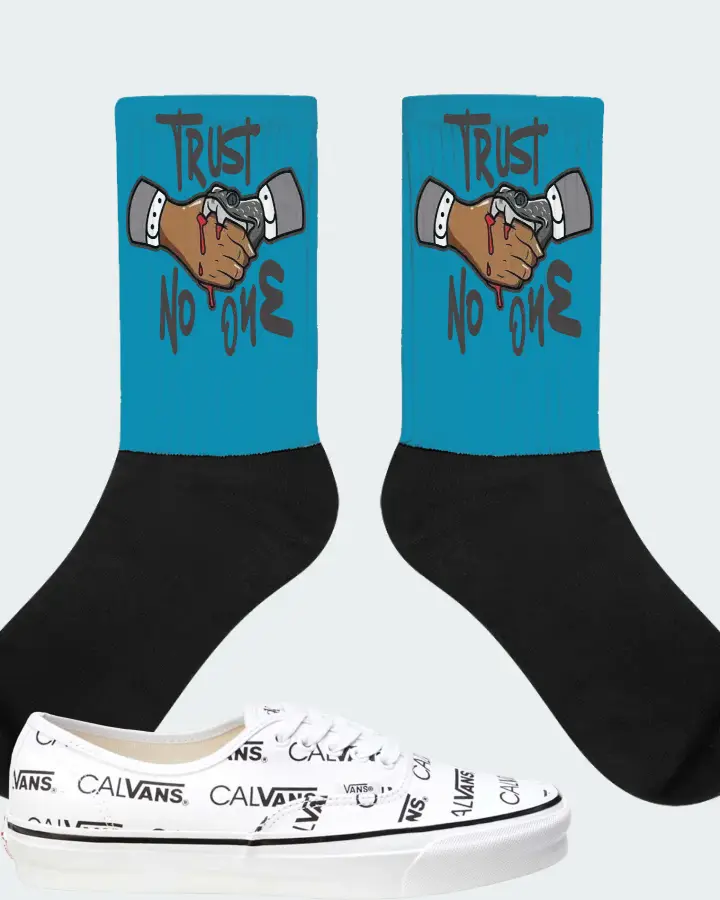 Vans Authentic Sneaker Matching Aqua Socks - Trust No One