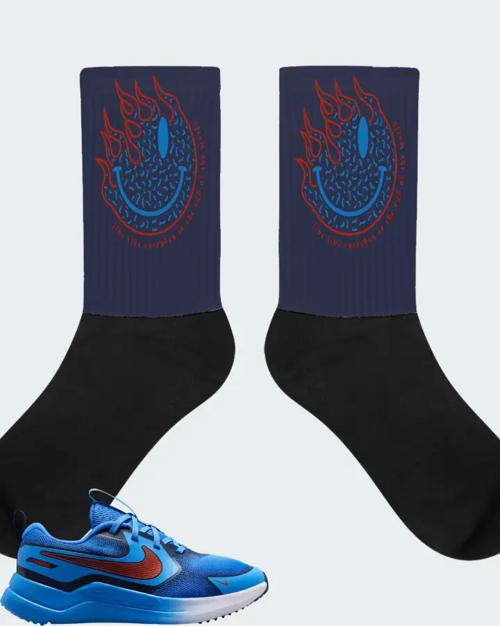 Nike Cosmic Runner Blue Crystal Picante Red Matching Socks