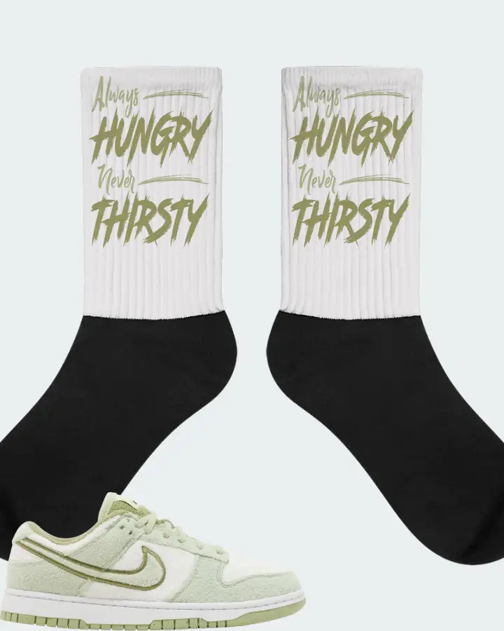 Nike Dunk Low SE Sneaker Matching White Socks - Always HUNGRY Never THIRSTY