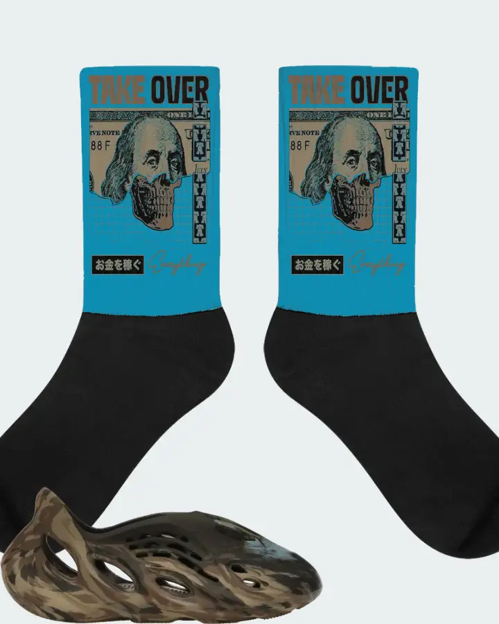 adidas Yeezy Foam RNR Sneaker Matching Aqua Socks - Take Over