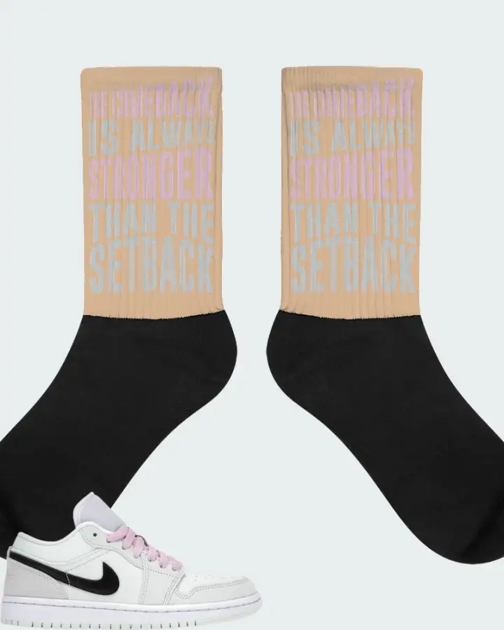 Jordan 1 Low SE Sneaker Matching Socks - The Comeback