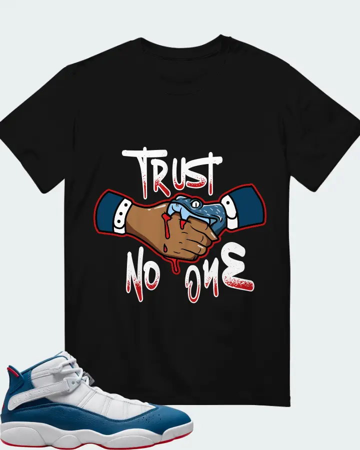 T-Shirt in Black