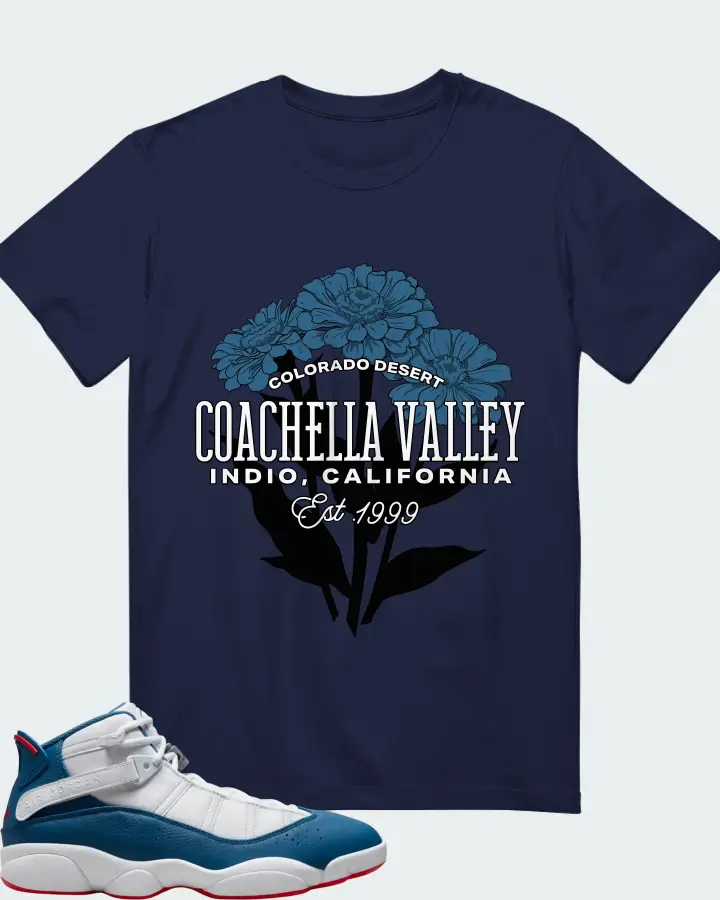 T-Shirt in Navy