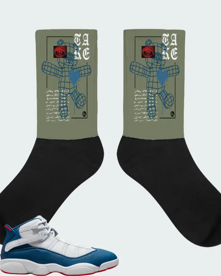 Socks in Olive