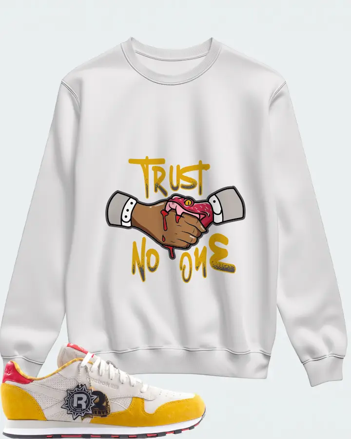 Sweatshirt in White