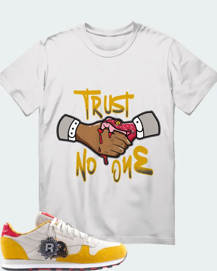 T-Shirt in White