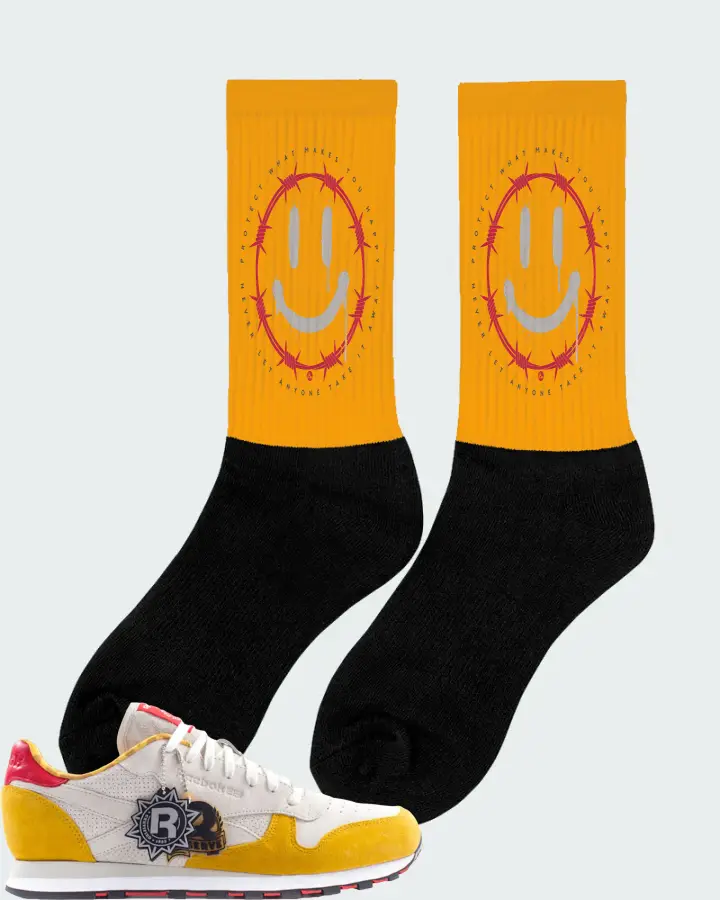 Reebok Classic Leather Sneaker Matching Gold Socks (PROTECT) - View 3