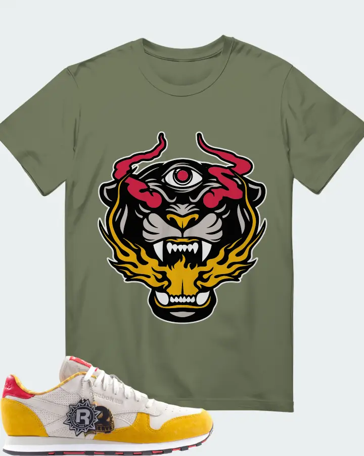 T-Shirt in Olive