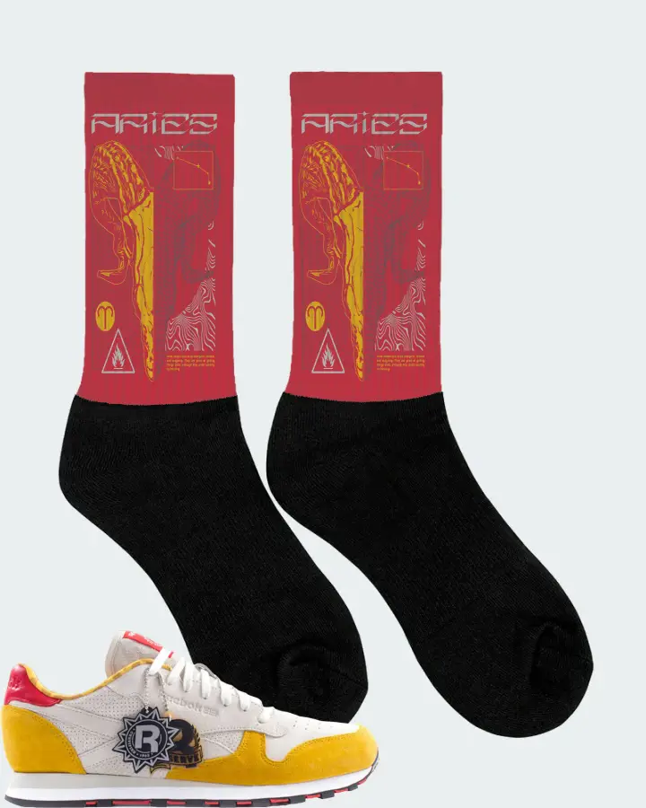 Reebok Classic Leather Sneaker Matching Red Socks (ARIES) - View 2