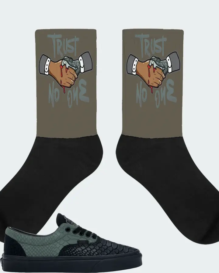 Vans Era Sneaker Matching Army Green Socks - Trust No One