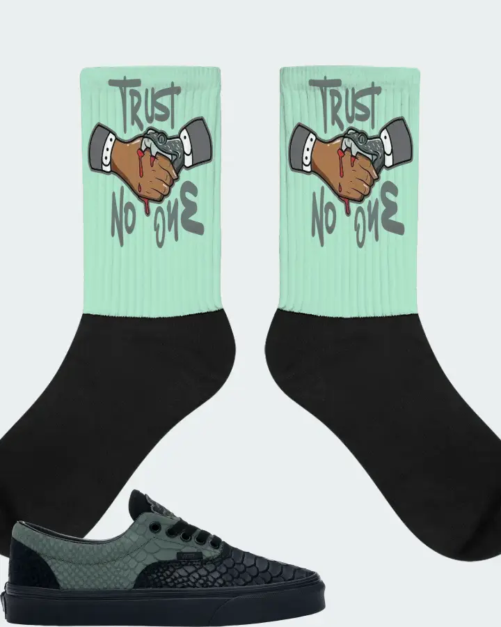 Vans Era Sneaker Matching Mint Socks - Trust No One