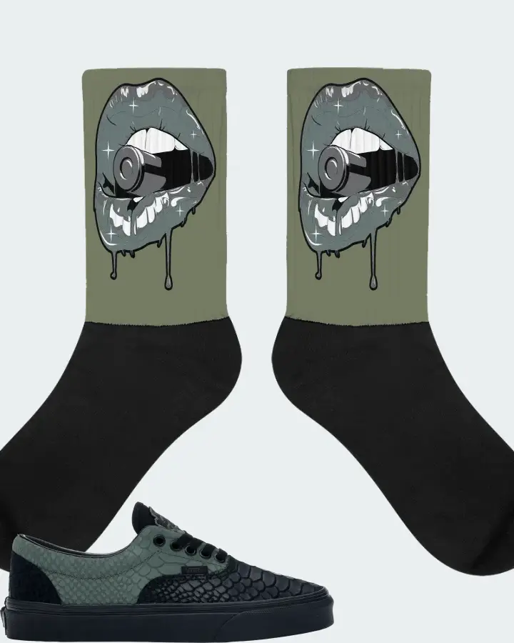 Vans Era Sneaker Matching Olive Socks - Kiss of Death