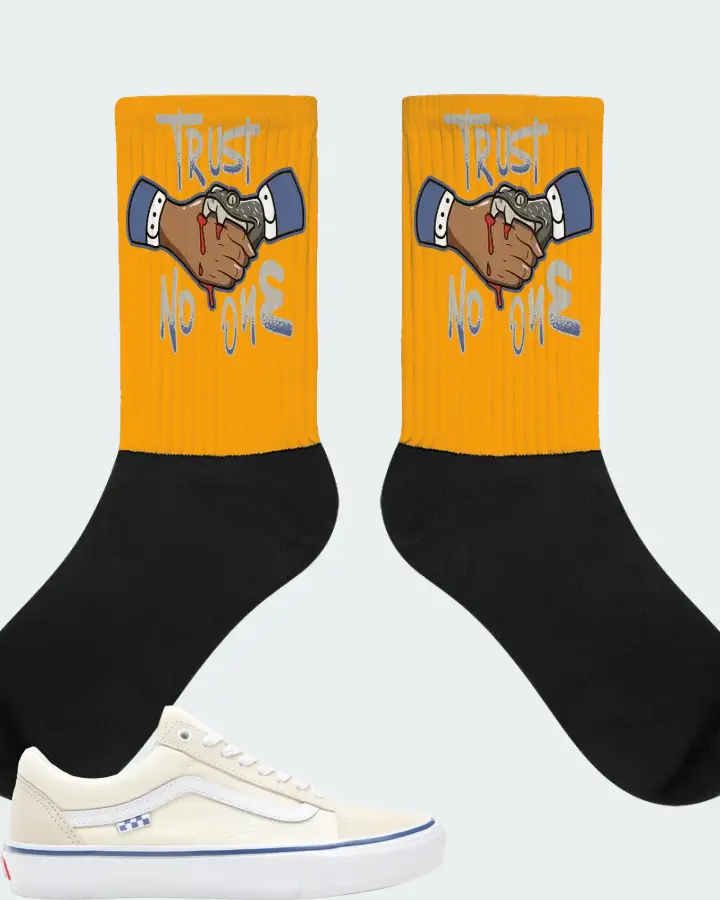 Vans Skate Old Skool Sneaker Matching Gold Socks - Trust No One