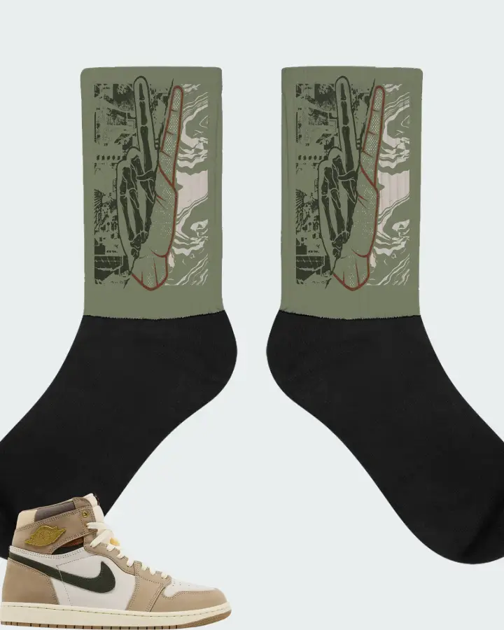 Air Jordan Wmns 1 Retro High OG Khaki Matching Socks