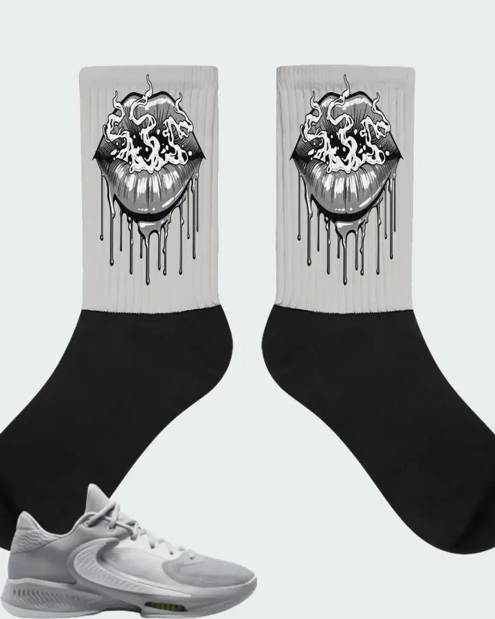 Nike Zoom Freak 4 Wolf Grey Matching Socks