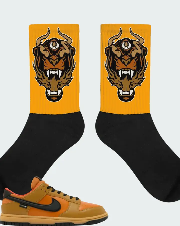 Nike Dunk Low GORE-TEX Wheat Ceramic Matching Socks