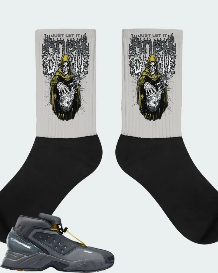 Socks in Grey