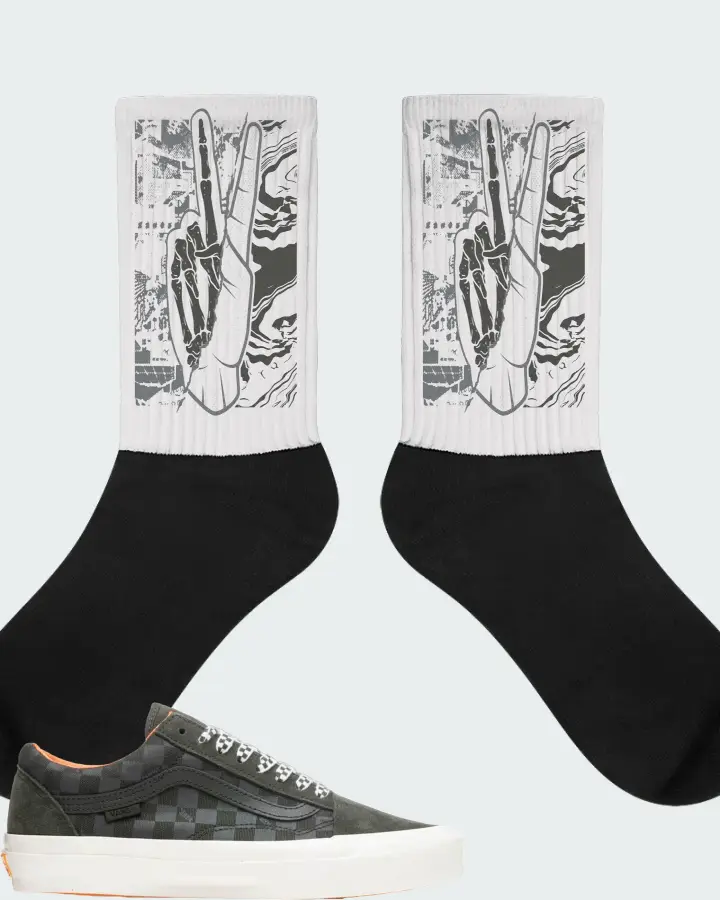 Vans OG Old Skool LX Sneaker Matching White Socks - Peace of mind