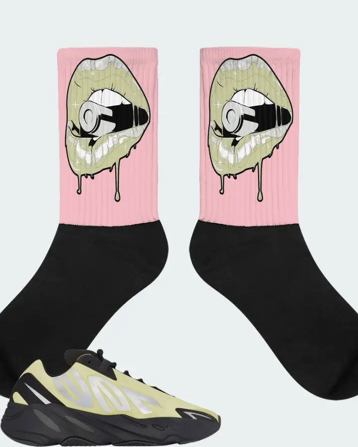 adidas Yeezy Boost 700 MNVN  Sneaker Matching Pink Socks - Kiss of Death