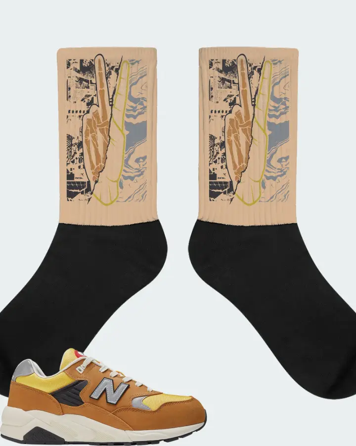 New Balance 580 Real Mad Brown Sneaker Matching Cream Socks - Peace of mind