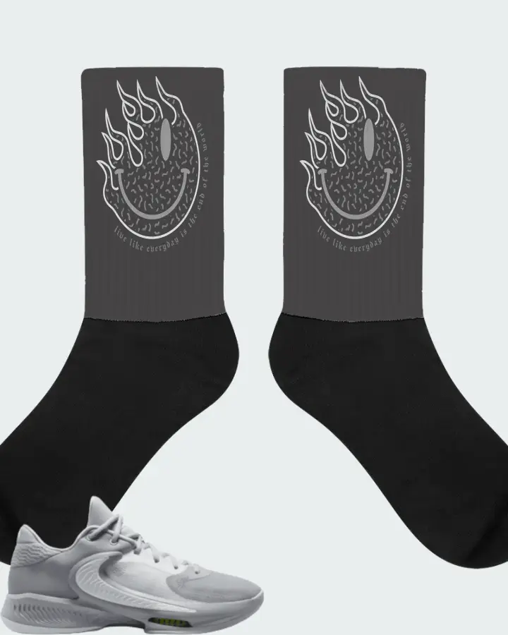 Nike Zoom Freak 4 TB Wolf Grey White Matching Socks