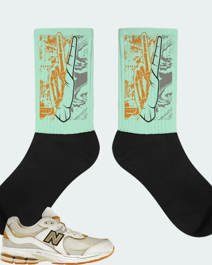 New Balance 2002R Sneaker Matching Mint Socks - Peace of mind