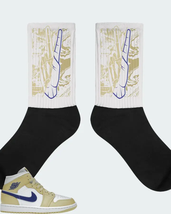 Jordan 1 Mid Sneaker Matching White Socks - Peace of mind