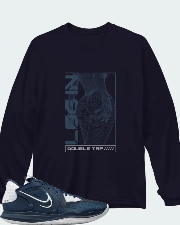 Long Sleeve T-Shirt in Navy