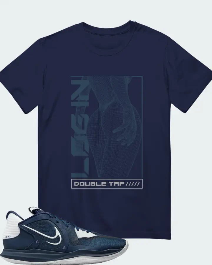 T-Shirt in Navy