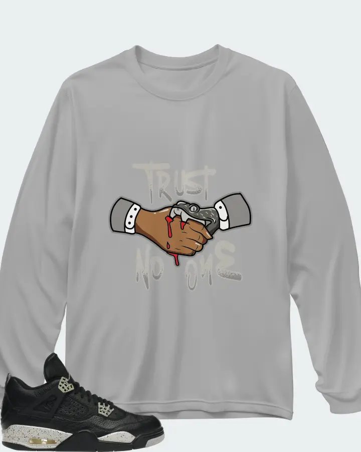Long Sleeve T-Shirt in Grey
