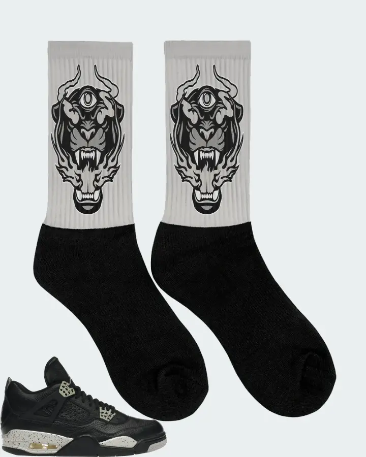 Jordan 4 Retro Sneaker Matching Grey Socks (The Beast) - View 2