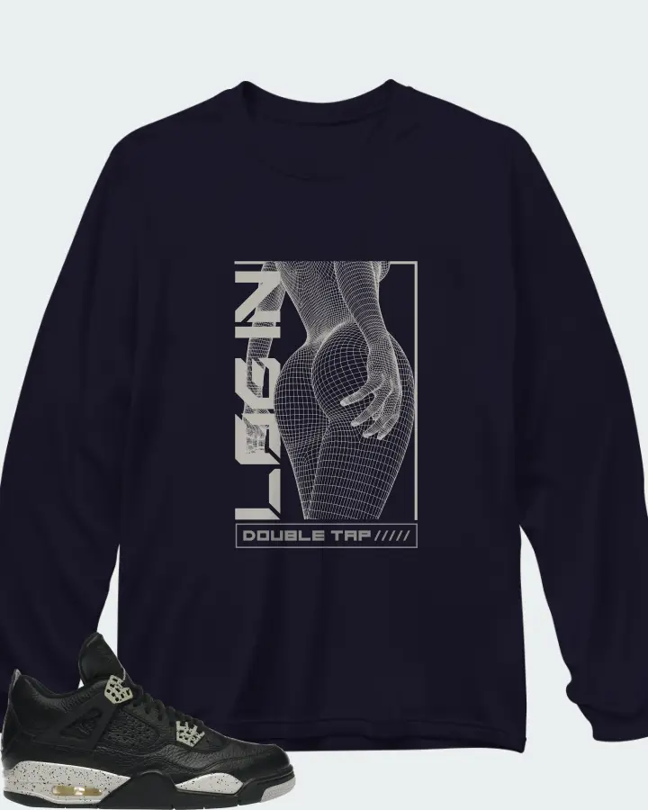 Long Sleeve T-Shirt in Navy