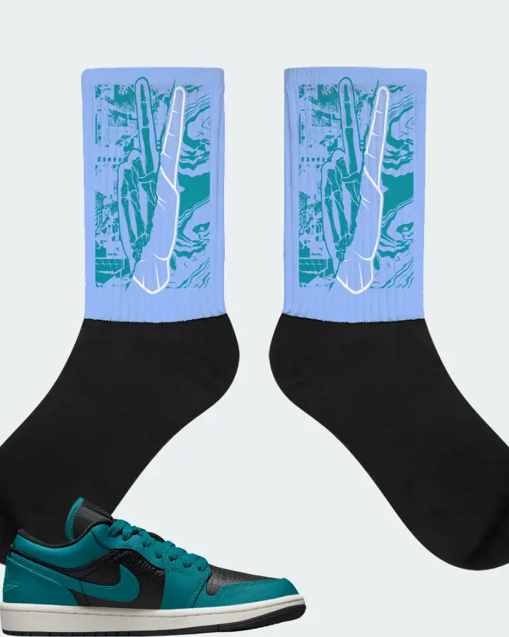 Jordan 1 Low SE Sneaker Matching Carolina Blue Socks - Peace of mind