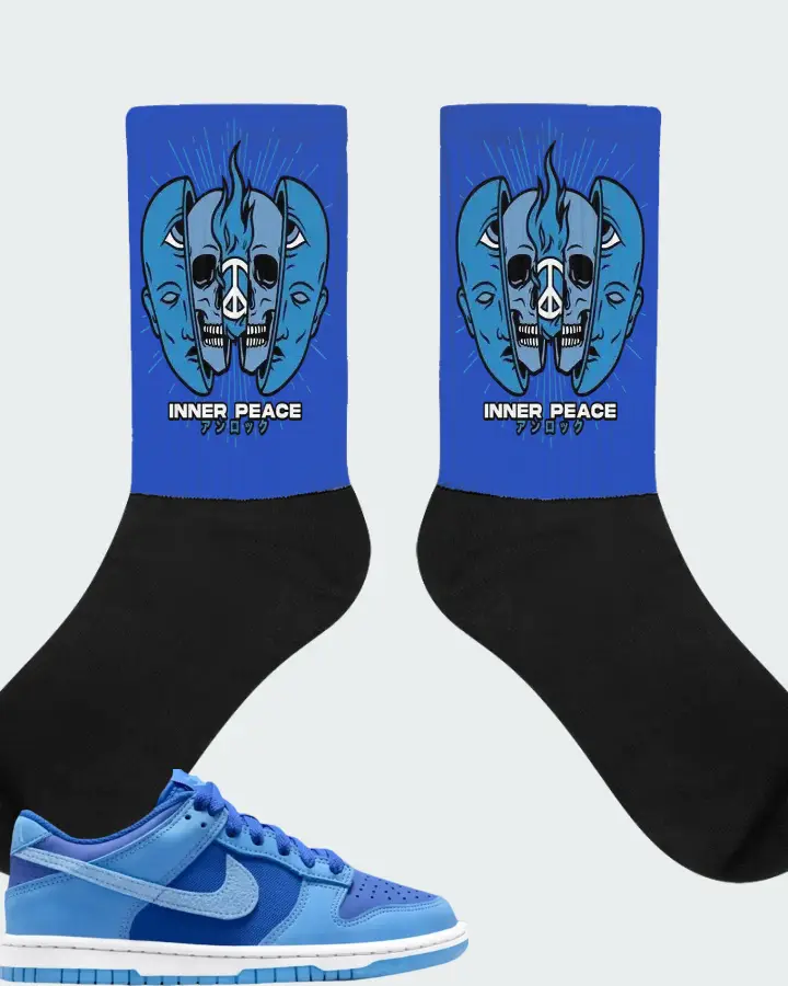 Dunk Low SE Game Royal University Blue Matching Socks
